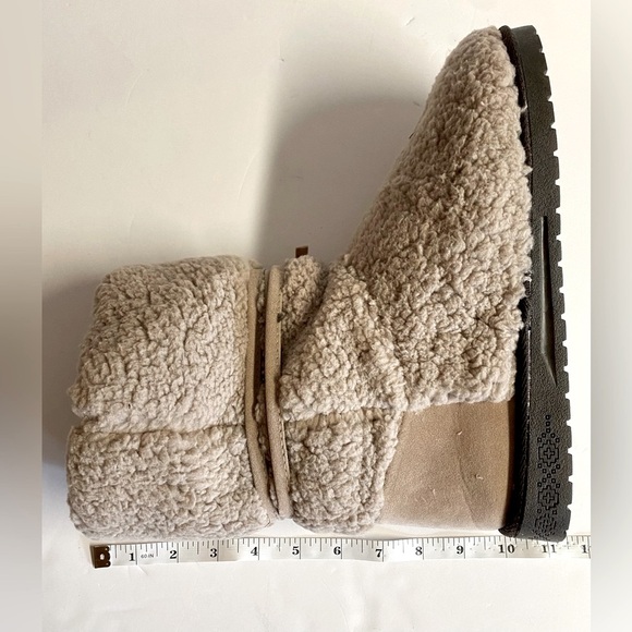 NWT Muk Luks Fairy Dust Boot.Cozy,Water Resistant Boot in Beige.Size 10 - Picture 6 of 7